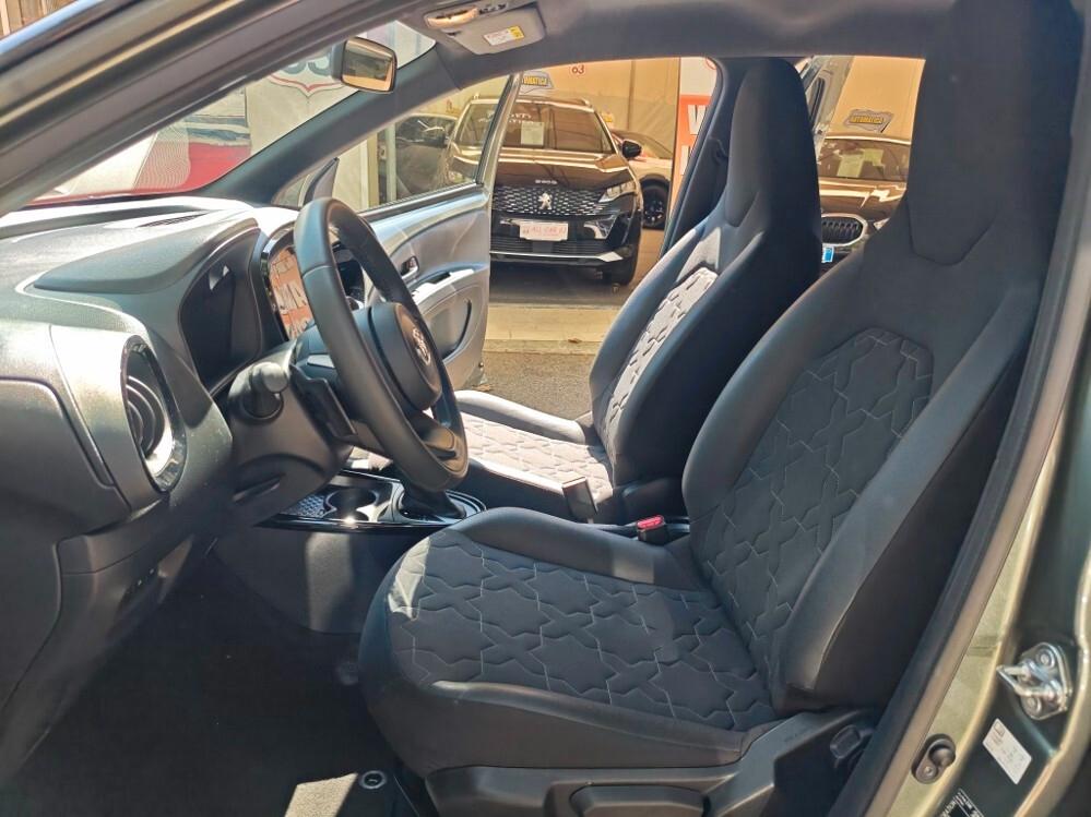 Toyota AYGO X 1.0 LOUNGE AUTOMATICA UNIPRO'