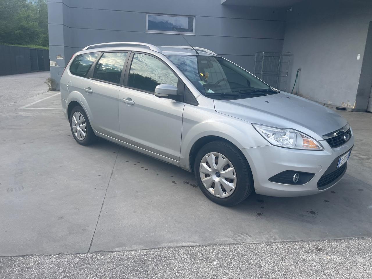 Ford Focus 1.6 105 CV SOLO 100 MILA KM