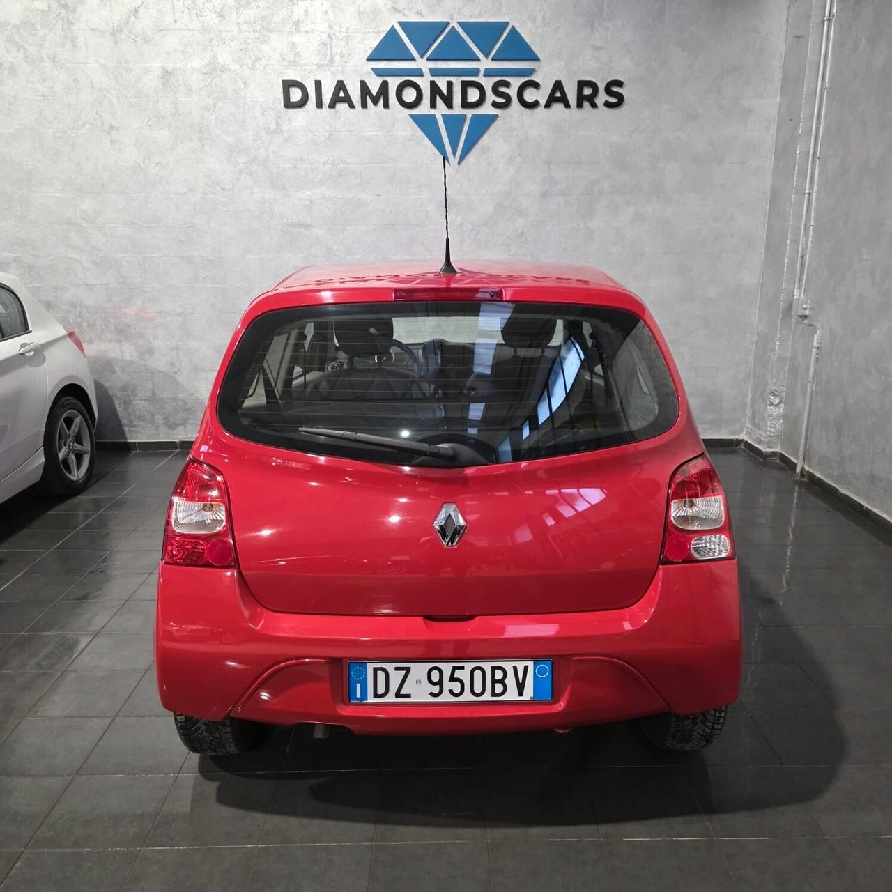 Renault Twingo 1.2 benzina PARI AL NUOVO+NEOPATENTATI+SUBWOOFER DI SERIE