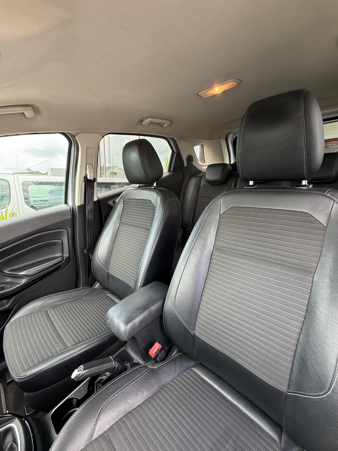 Ford EcoSport 1.5 TDCi 100 CV Start&Stop ST-Line FULL