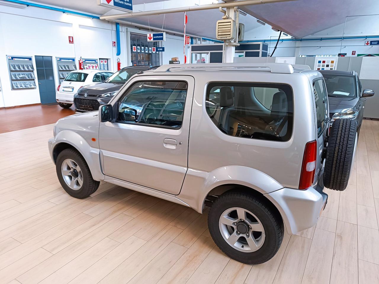 Suzuki Jimny 1.3i 16V cat 4WD JLX Più