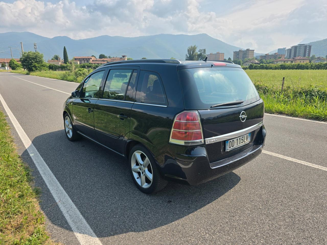 OPEL ZAFIRA 7 POSTI"OK PER NEOPATENTATI"