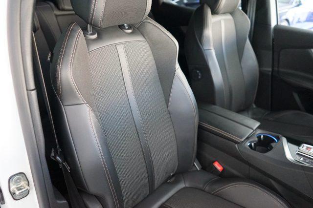 PEUGEOT 3008 Hybrid 225 e-EAT8 GT Uniprop. Certificata Italiana