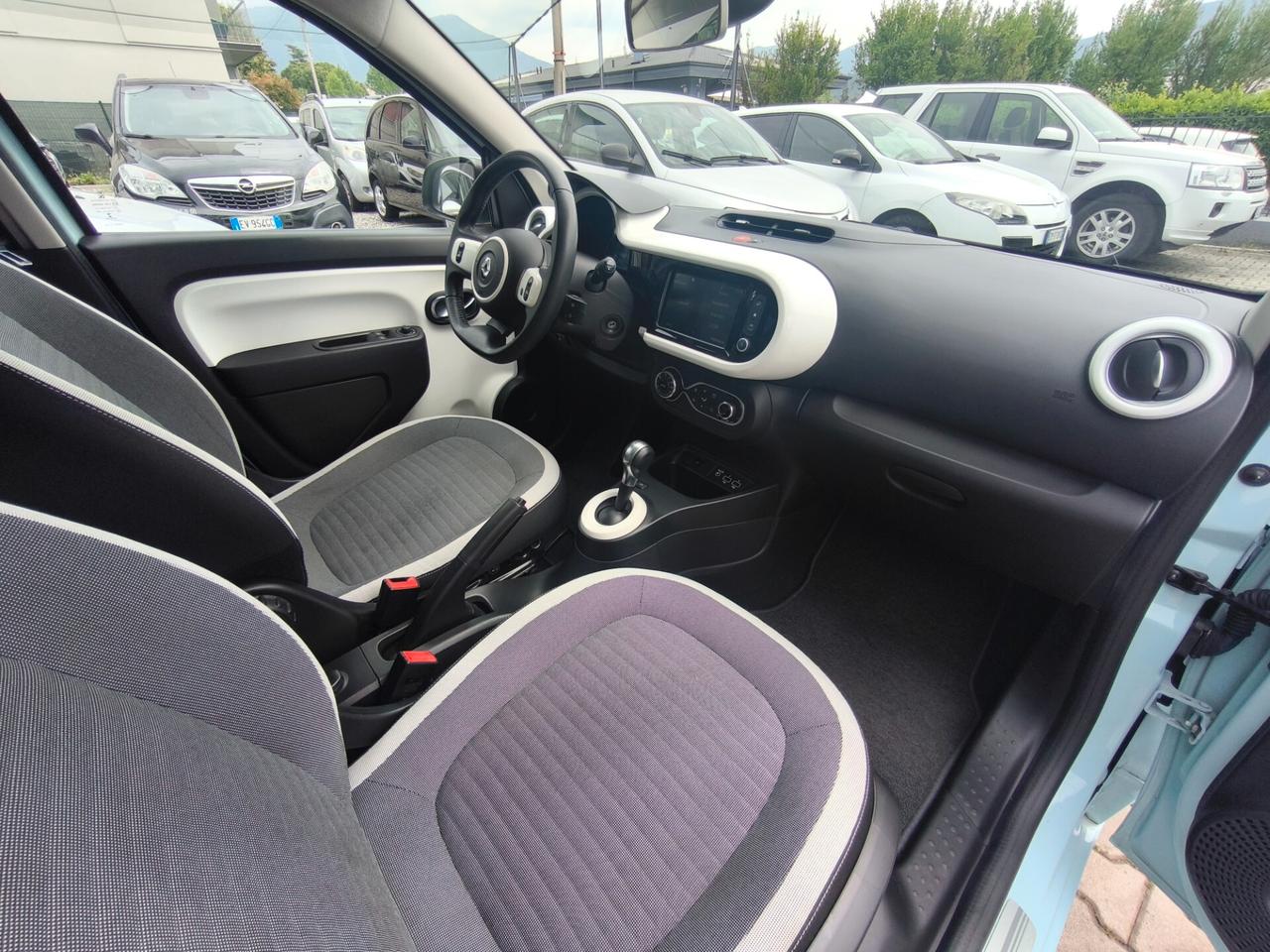 TWINGO ZEN ELETRIC-KM 48000-UNIPROPRIETARIO