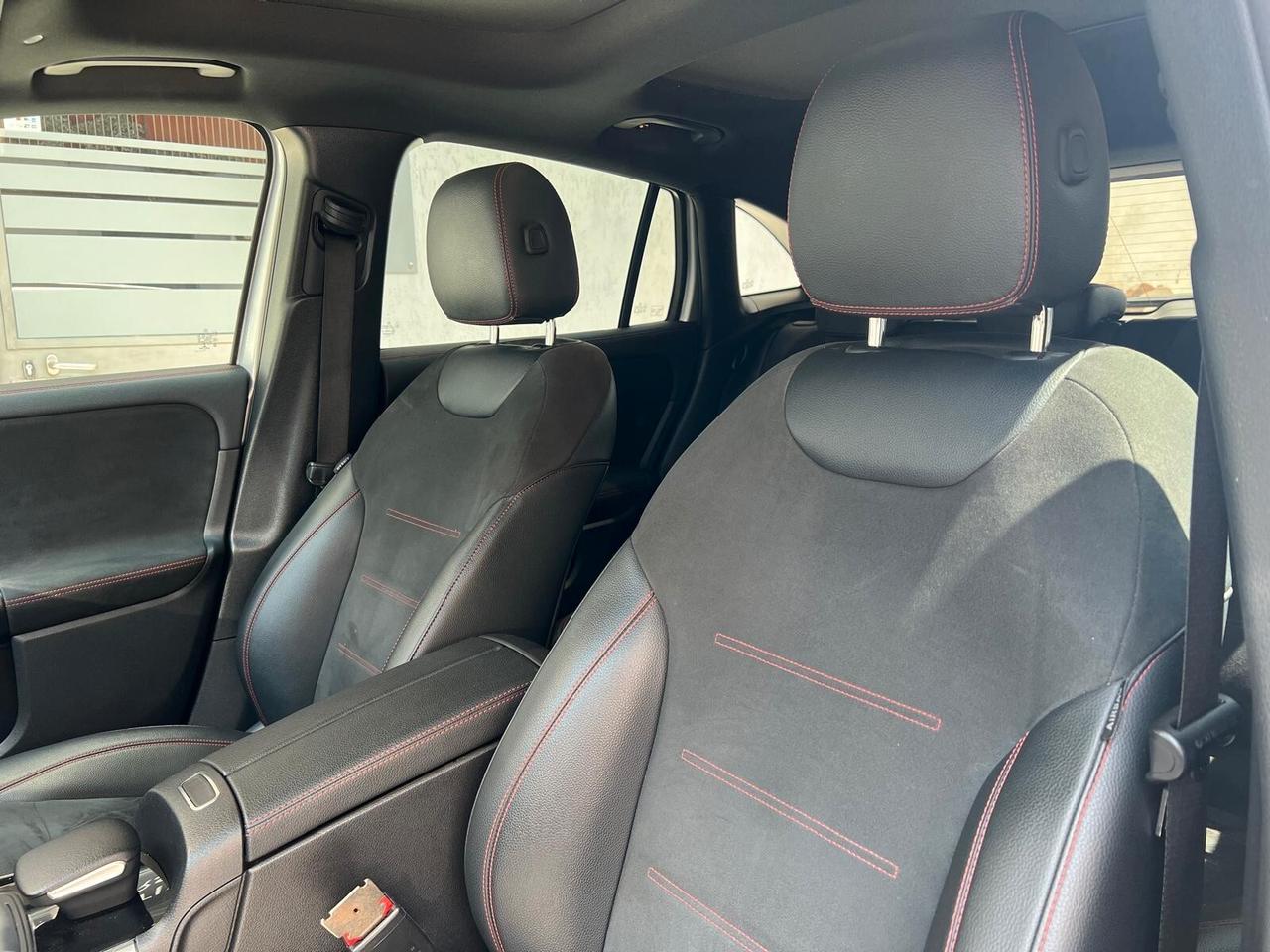 Mercedes-benz GLA 200 GLA 200 d Automatic Premium AMG Unico Proprietario