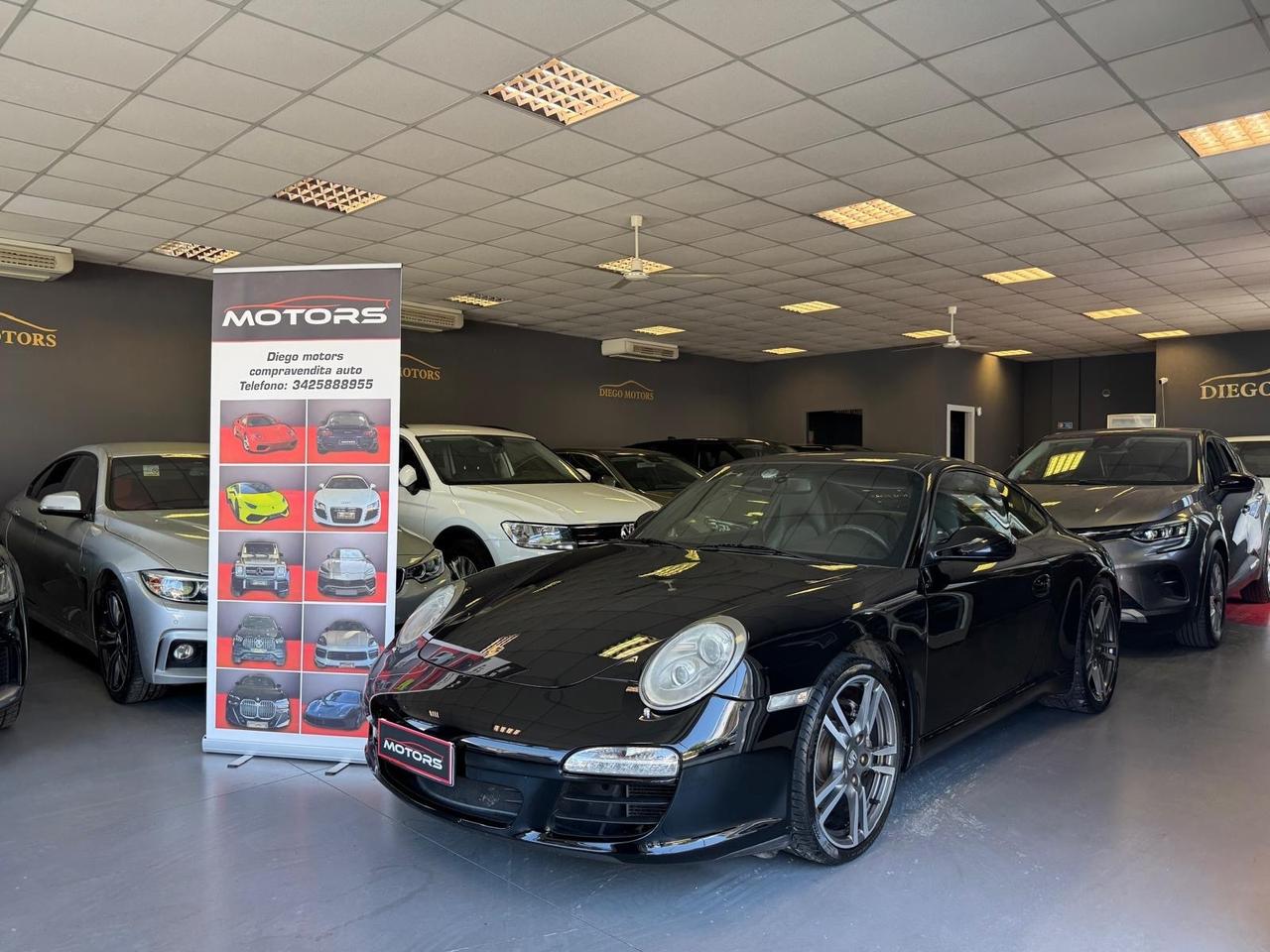 Porsche 911 Carrera Coupé Black Edition