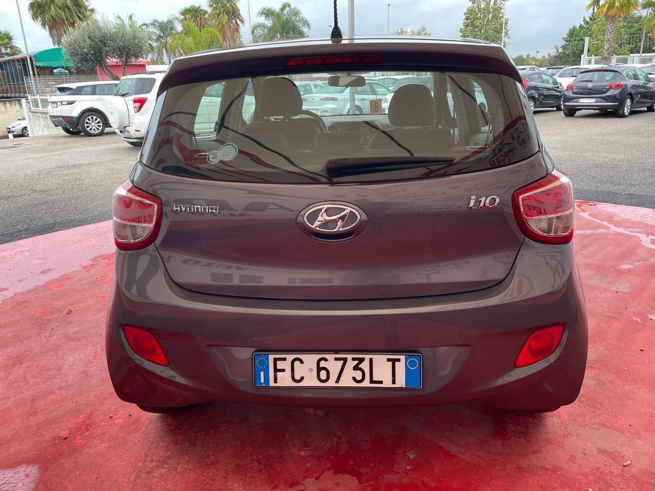 Hyundai i10 1.0 MPI Sound Edition