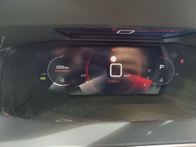 PEUGEOT 2008 BlueHDi 130 S&S EAT8 Allure