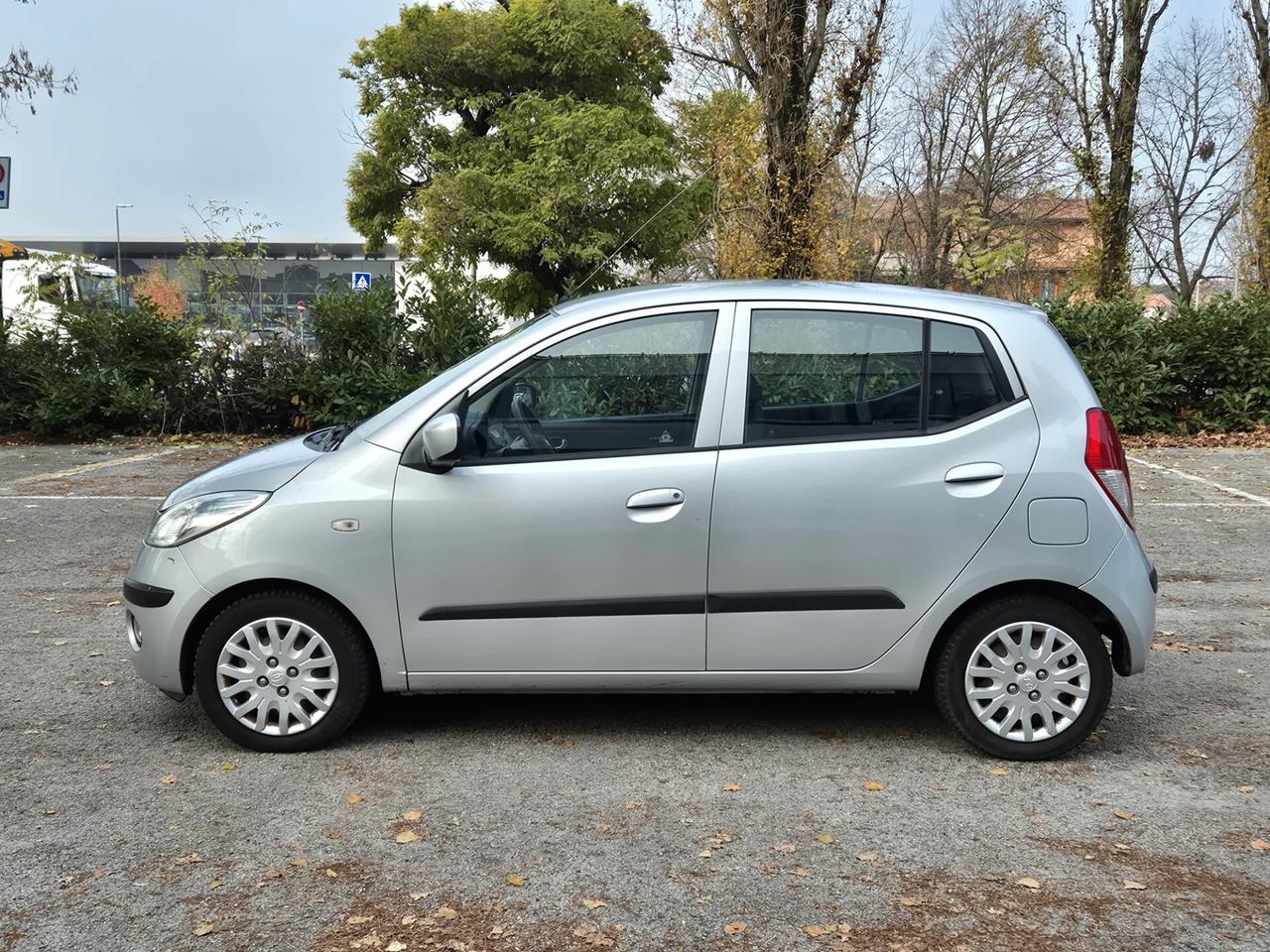 Hyundai i10 1.1 12V BlueDrive GPL garantita 12 mesi