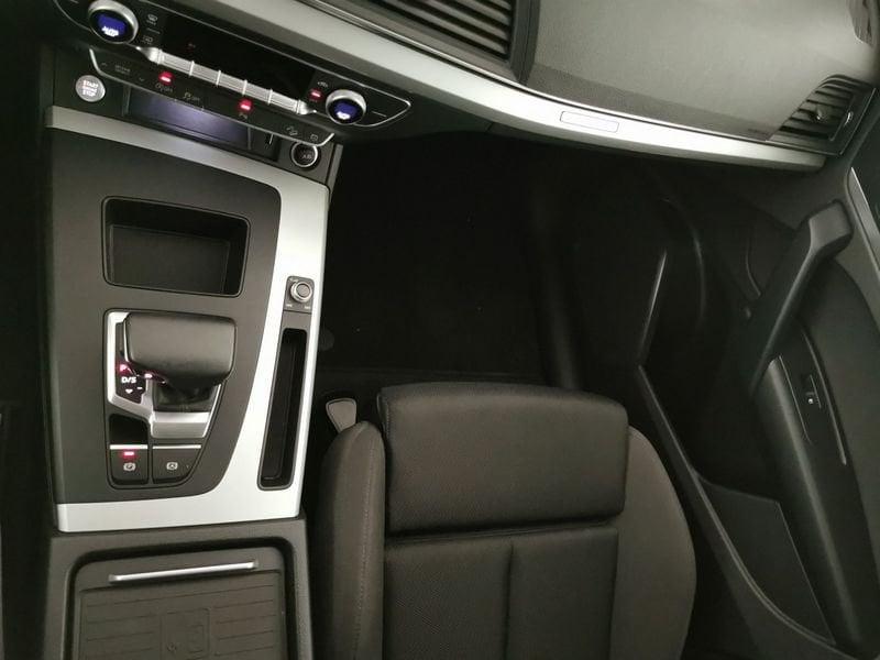 Audi Q5 Sportback 40 2.0 tdi mhev 12V S line quattro s-tronic