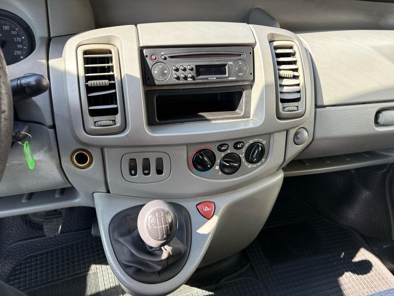 Renault Trafic 2.0 dCi/115 Passenger Confort 9Posti