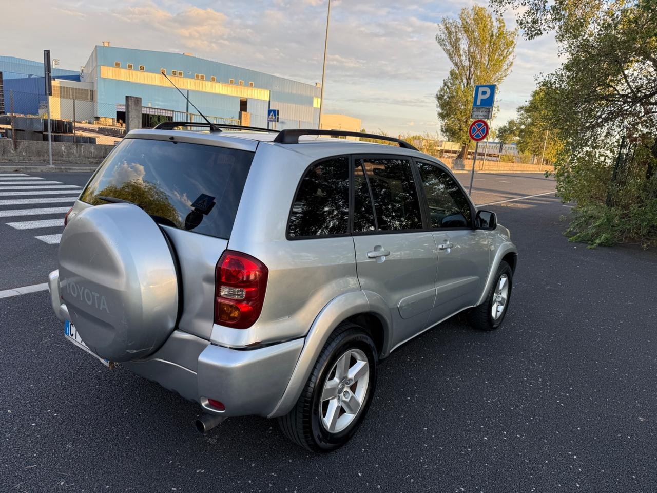 Toyota RAV 4 RAV4.com 2.0 Tdi D-4D cat 5 porte