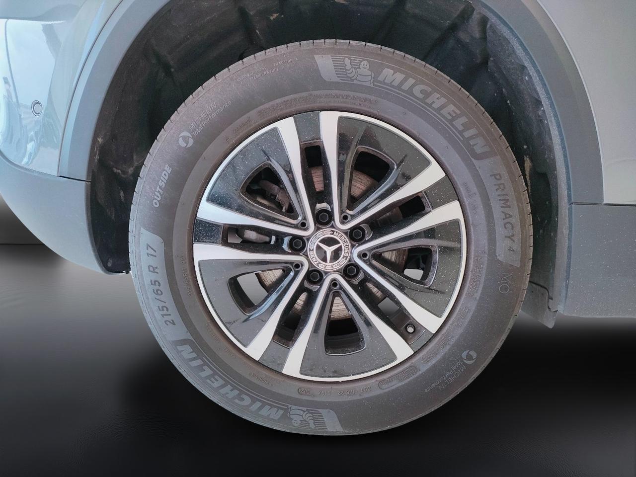 Mercedes-Benz GLA-H247 2023 - GLA 180 d Advanced auto