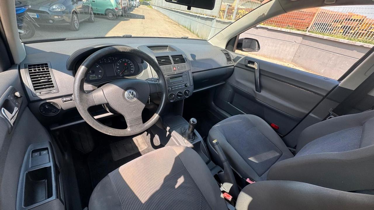 Volkswagen Polo 1.4/80CV 16V 5p. Comfortline