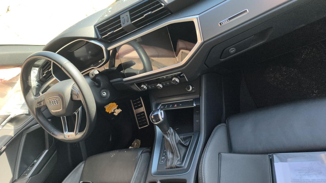 Audi Q3 SPB 35 TDI S tronic line edition plus identity black