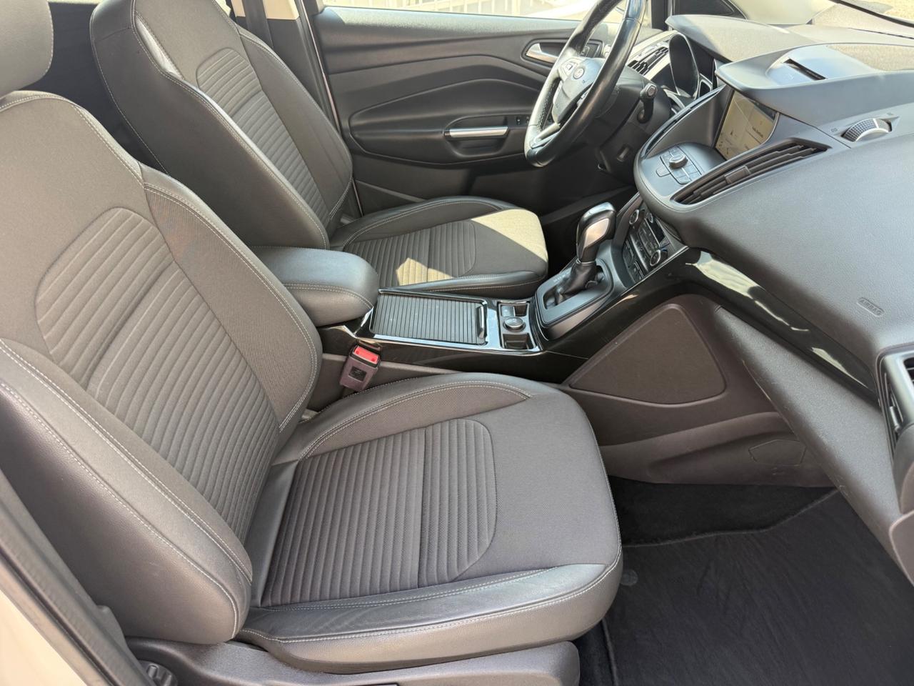Ford Kuga 1.5 TDCI 120 CV Automatica Edition
