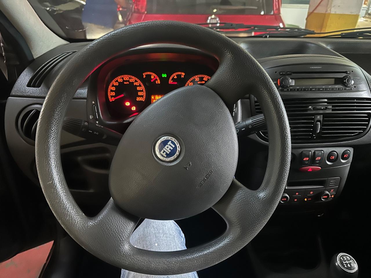 Fiat Punto 1.9 JTD 3 porte Dynamic