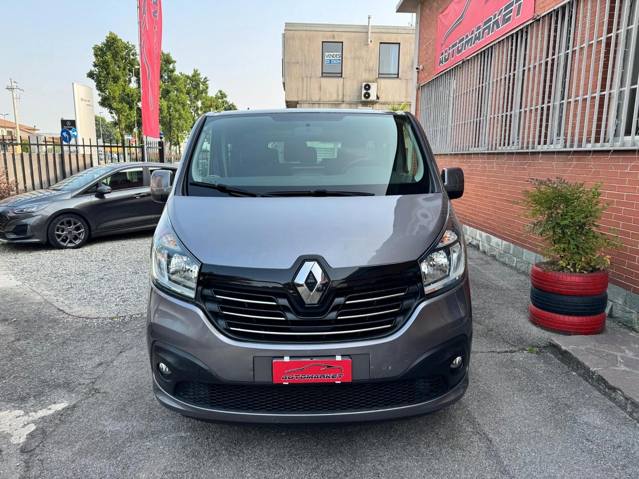 Renault Trafic 1.6 DCI 125CV 9 POSTI