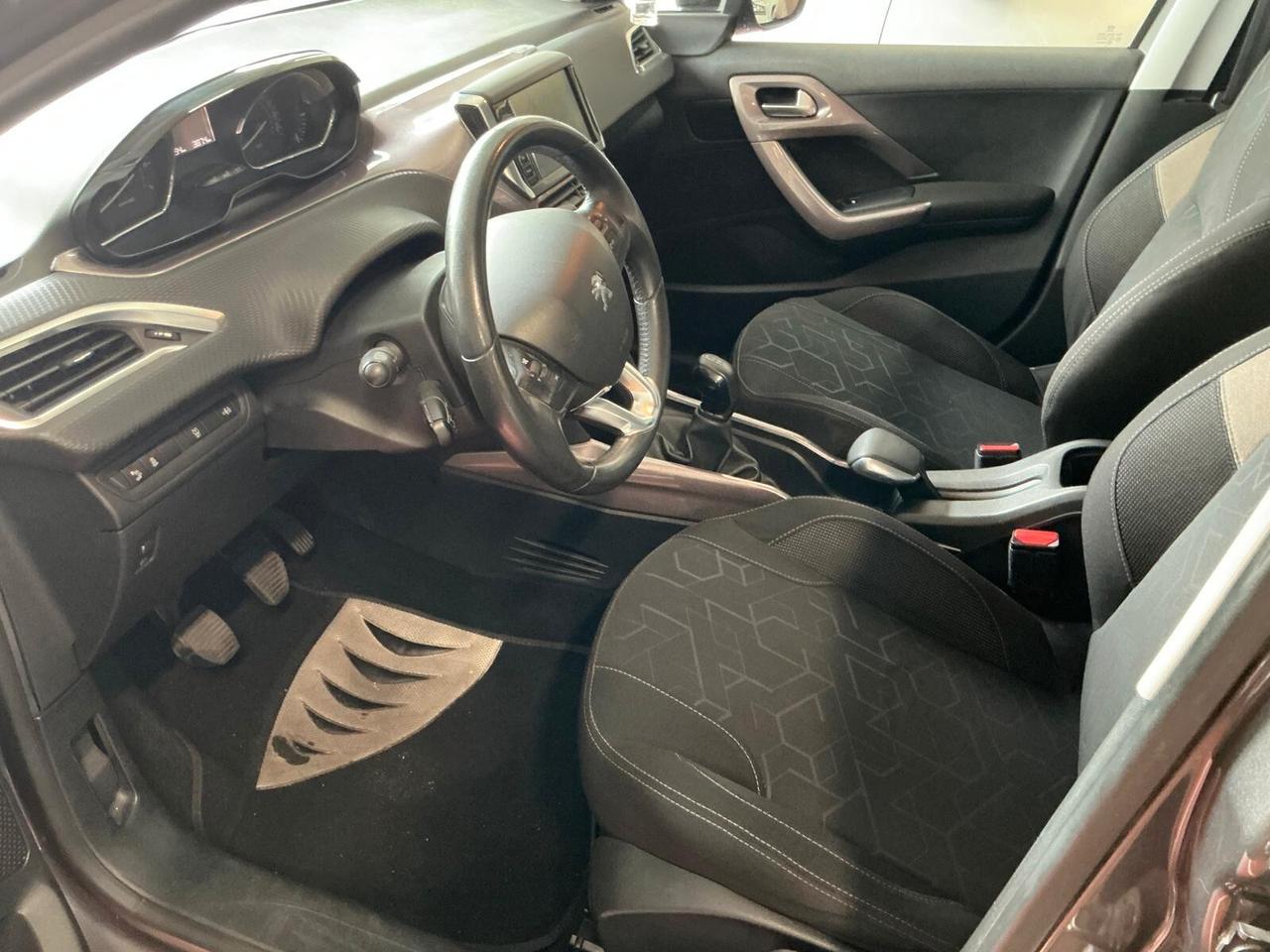 Peugeot 2008 PureTech 82 ETG5 S&S Allure 2015