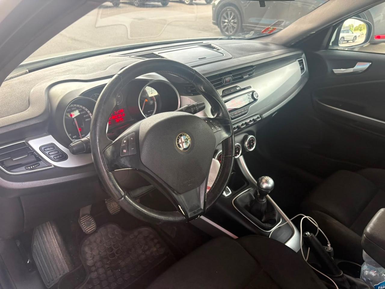 Alfa Romeo Giulietta 1.6 JTDm-2 105 CV Exclusive