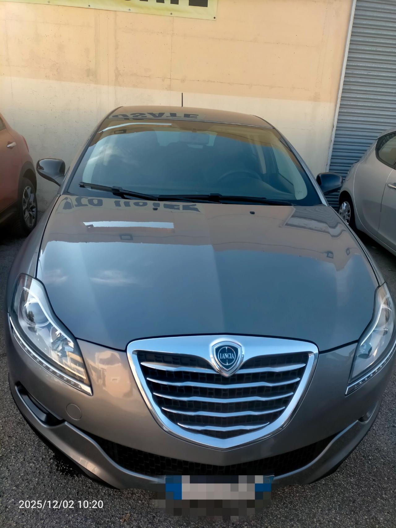 Lancia Delta 1.6 MJT DPF Silver