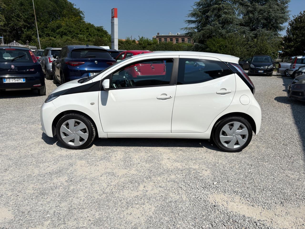 Toyota Aygo 1.0 Benzina 69 CV 5 porte