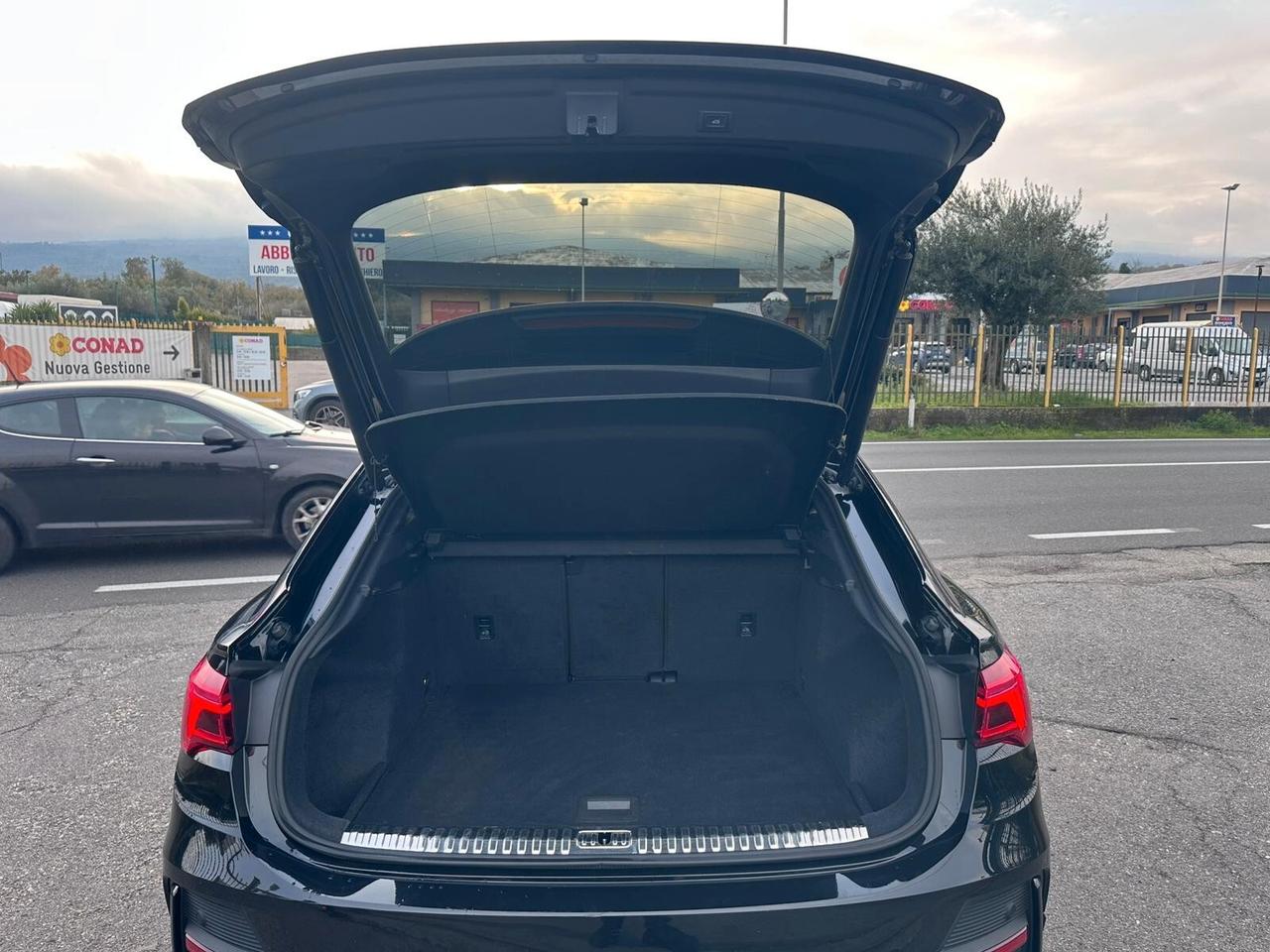 Audi Q3 35 TDI S tronic line edition