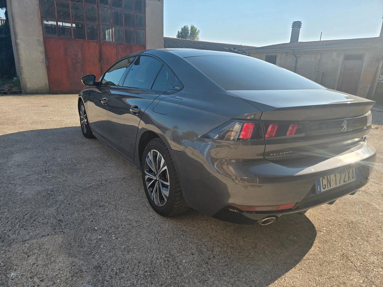 Peugeot 508 Plug-in Hybrid4 360 e-EAT8 Sport Engineered