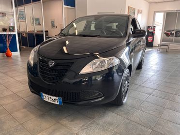 Lancia Ypsilon 1.2 69 CV 5 porte Gold