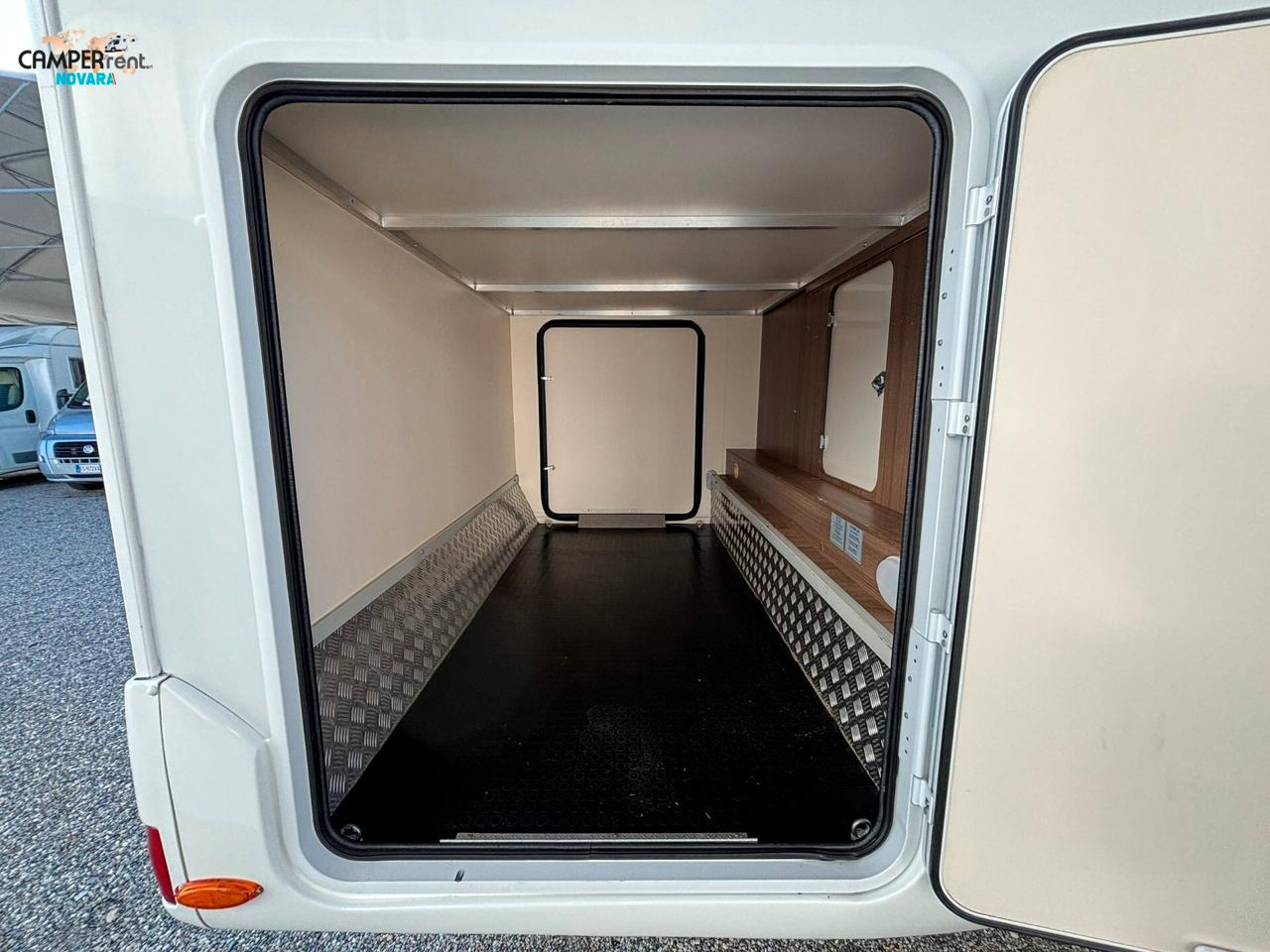 RIMOR XGO DYNAMIC 35 - mansardato con letto matrimoniale in coda ed ampio garage