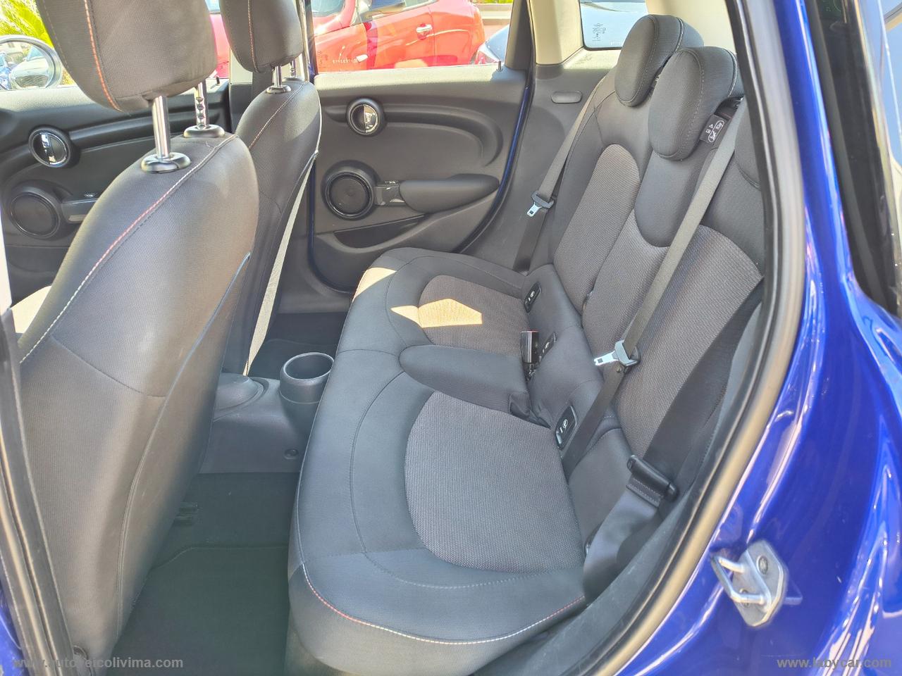 MINI Mini Cooper D Business 5 porte