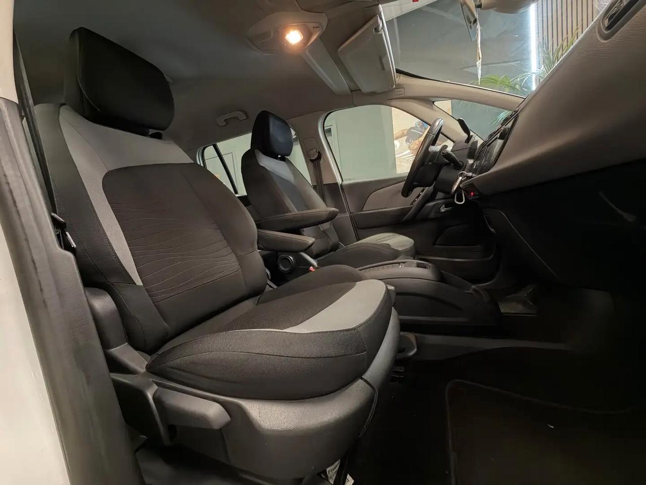 Citroen Grand C4 Picasso 1.6 e-HDi 90 ETG6 Business