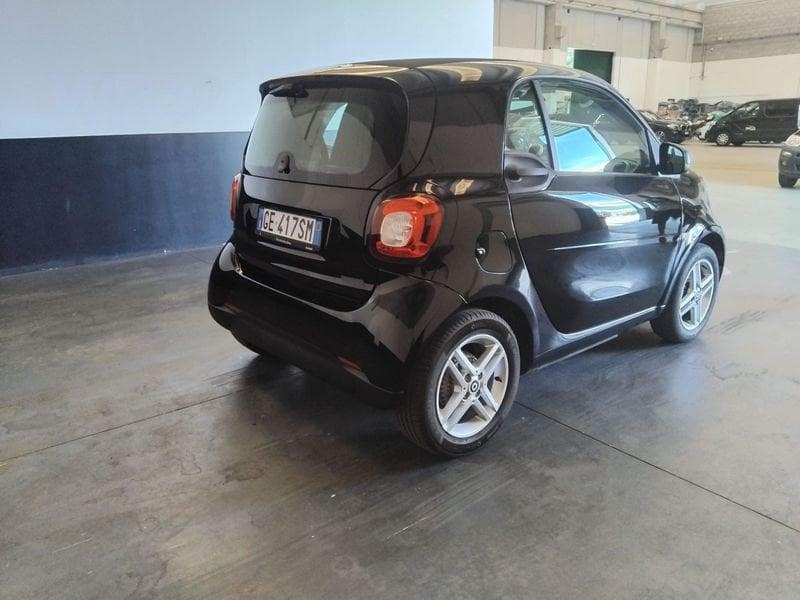 smart fortwo fortwo EQ Pure