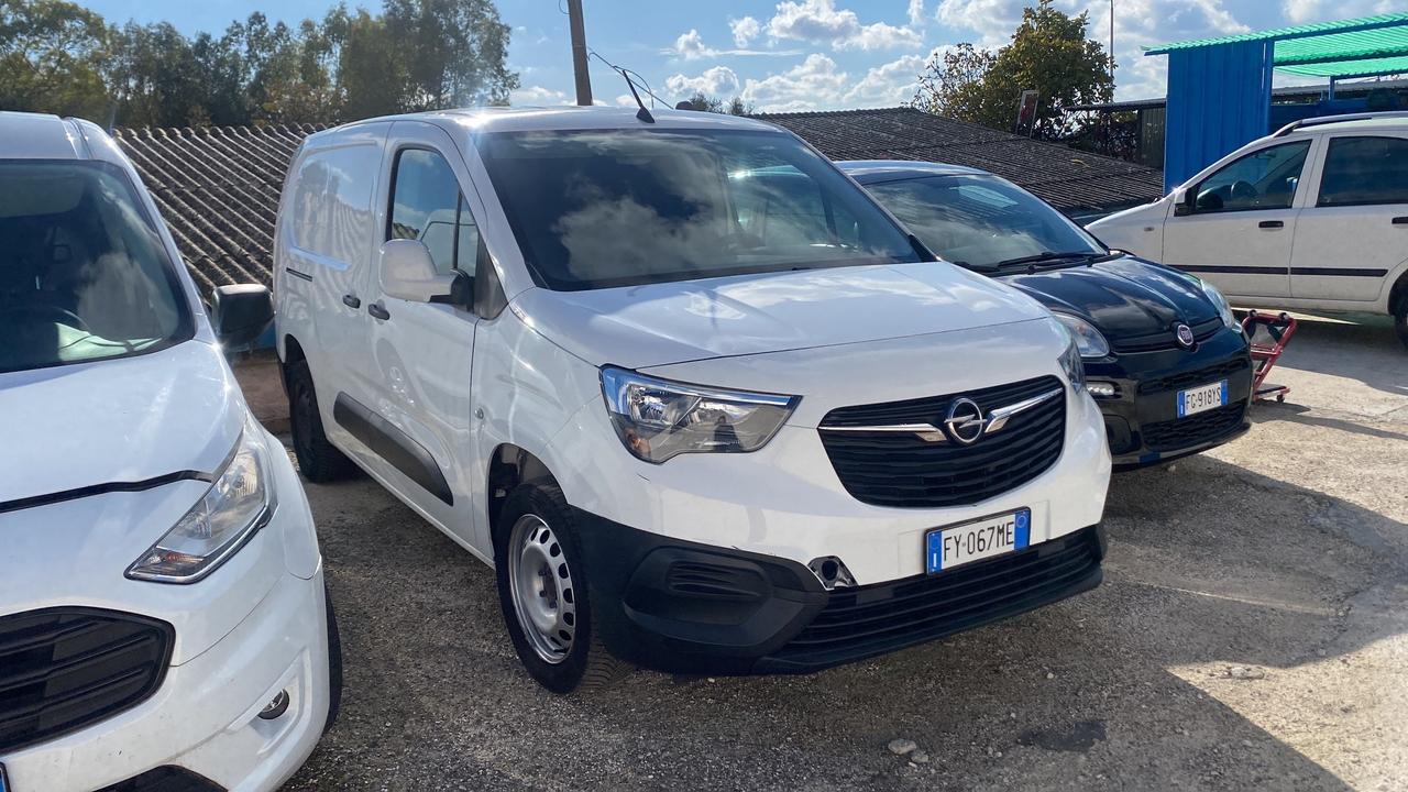 OPEL COMBO 3 POSTI - PROBLEMA AL MOTORE--POSSIBILITA' collaborazione stock auto per commercianti ---