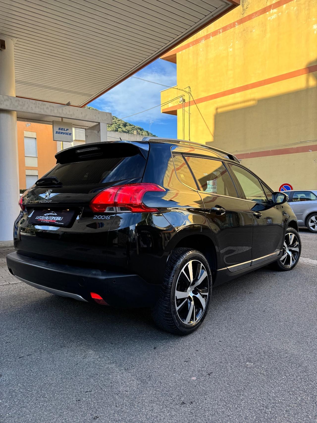 Peugeot 2008 BlueHDi 100 Allure