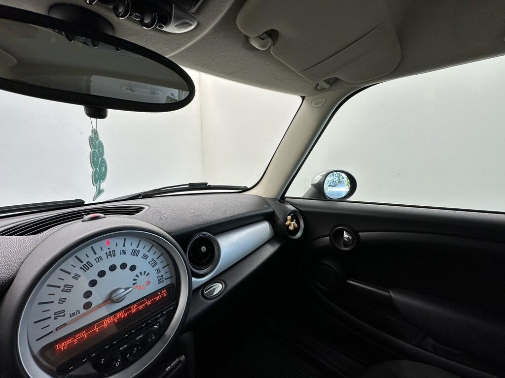 Mini Cooper D 1.6 D Cooper D