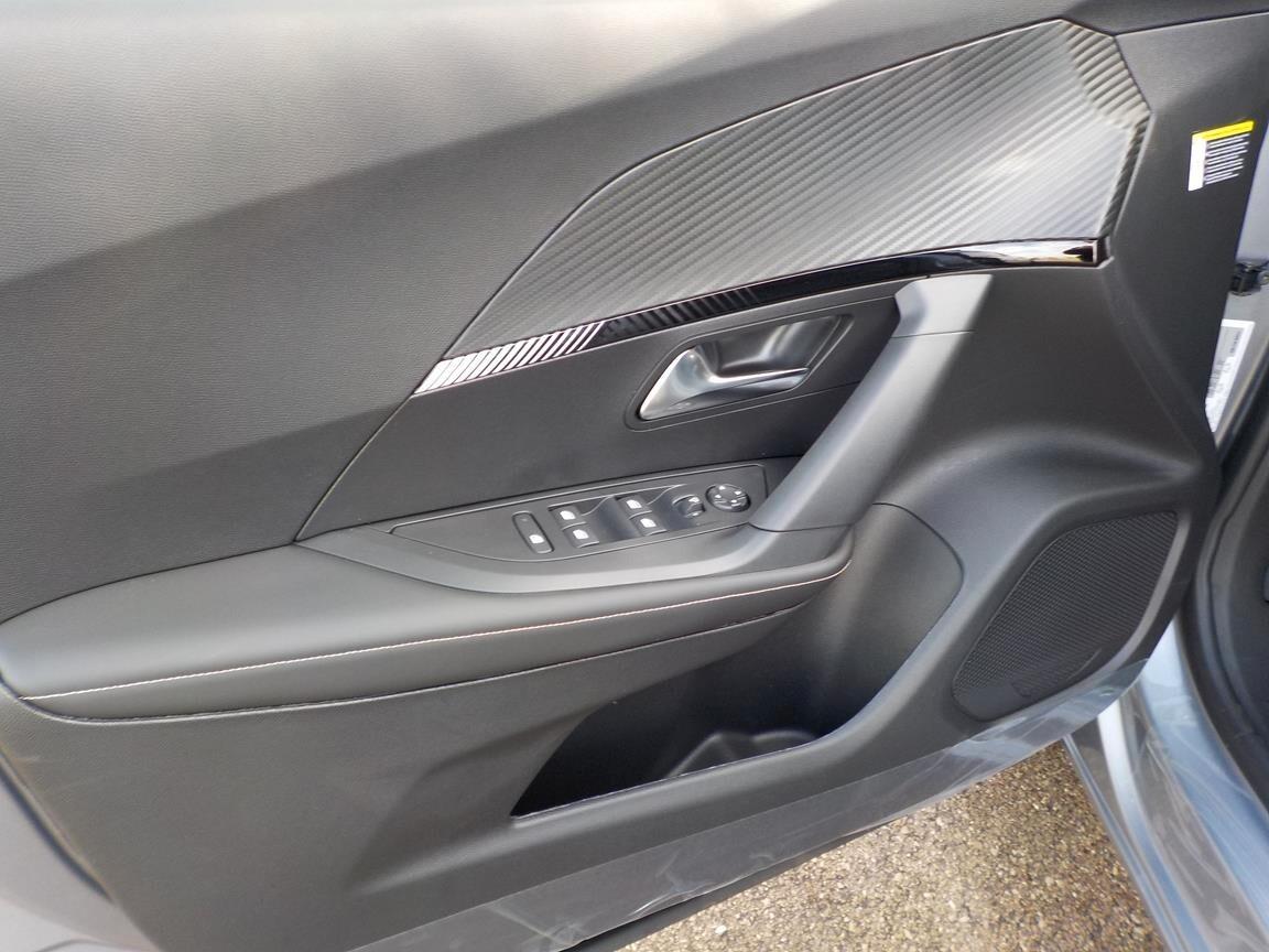 Peugeot 2008 PureTech 100 S&S Allure