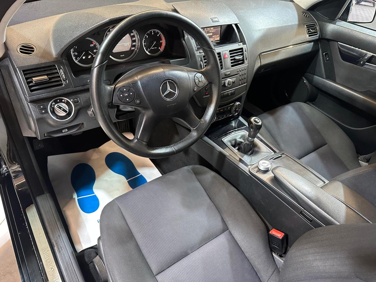 Mercedes-Benz C 200 CDI BlueEFFICIENCY Avantgarde