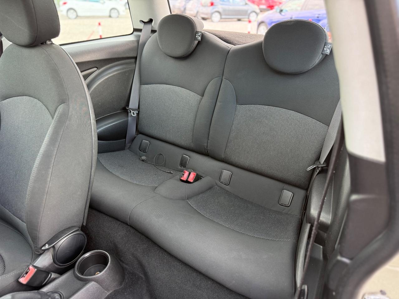 Mini 1.6 16V Cooper D NEOPATENTATI