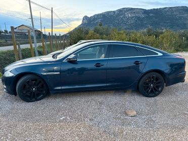 Jaguar XJ X351