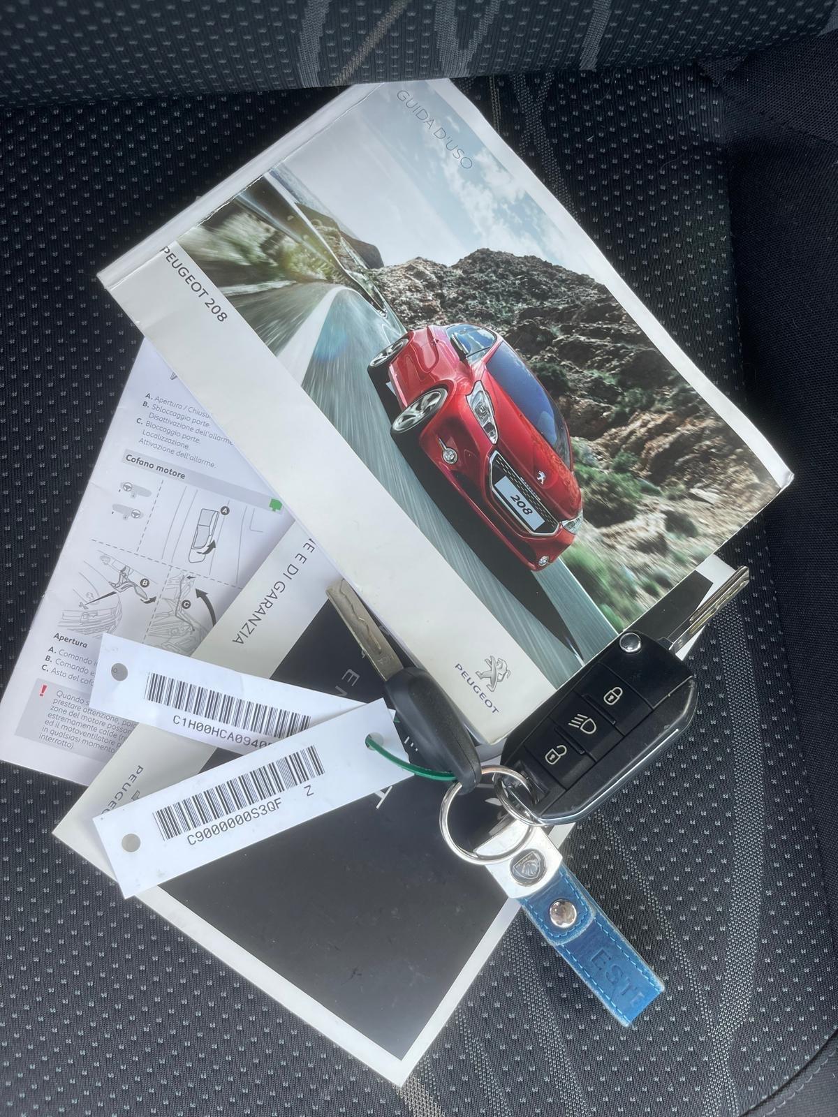 Peugeot 208 PureTech CINGHIA NUOVA 85000 Km