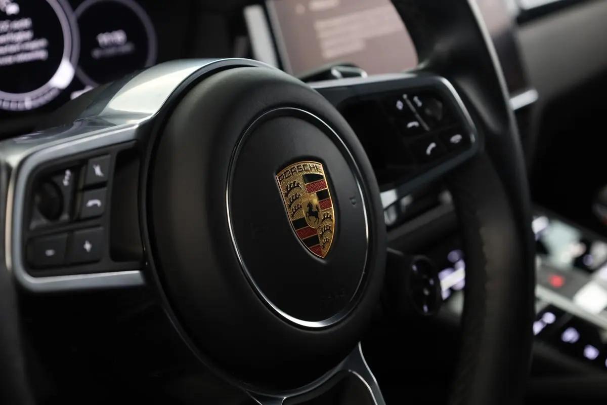 Porsche Cayenne Coupe 3.0 e-hybrid tiptronic