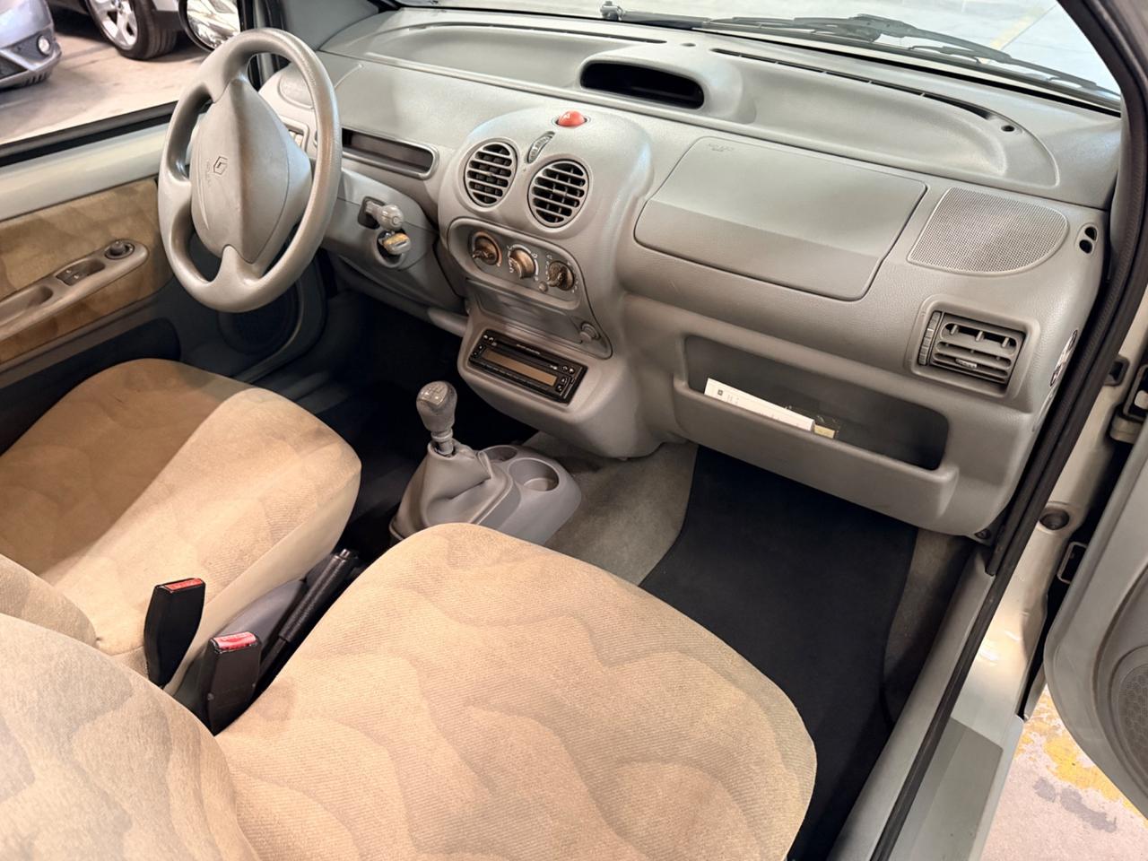 Renault Twingo 1.2i cat Authentique