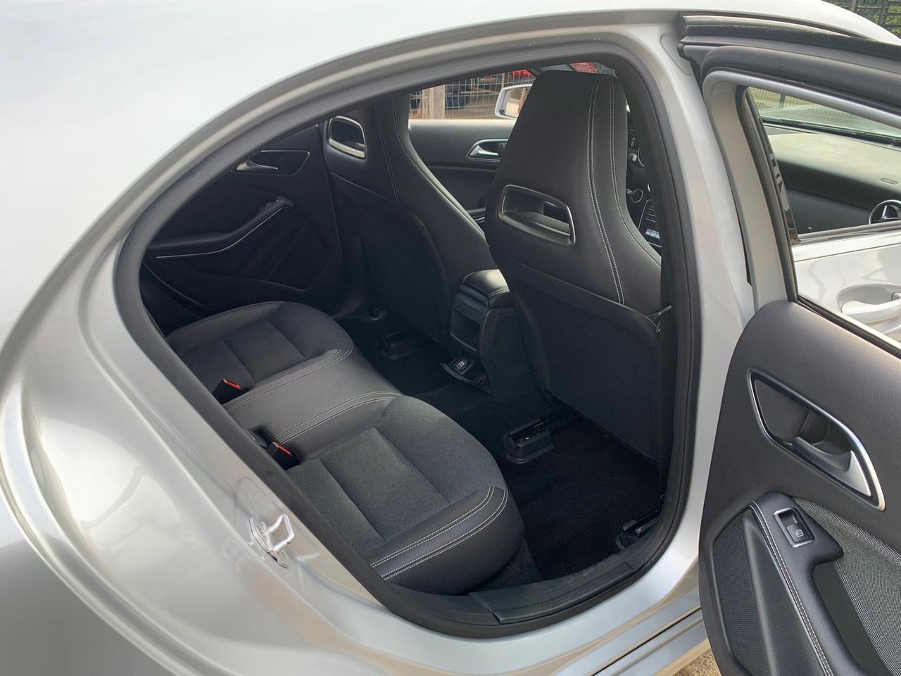 Mercedes-benz A 220 d Automatic Business