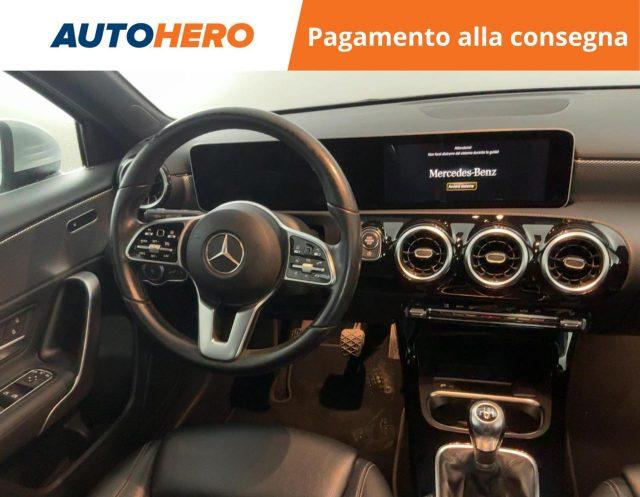 MERCEDES-BENZ A 200 Sport