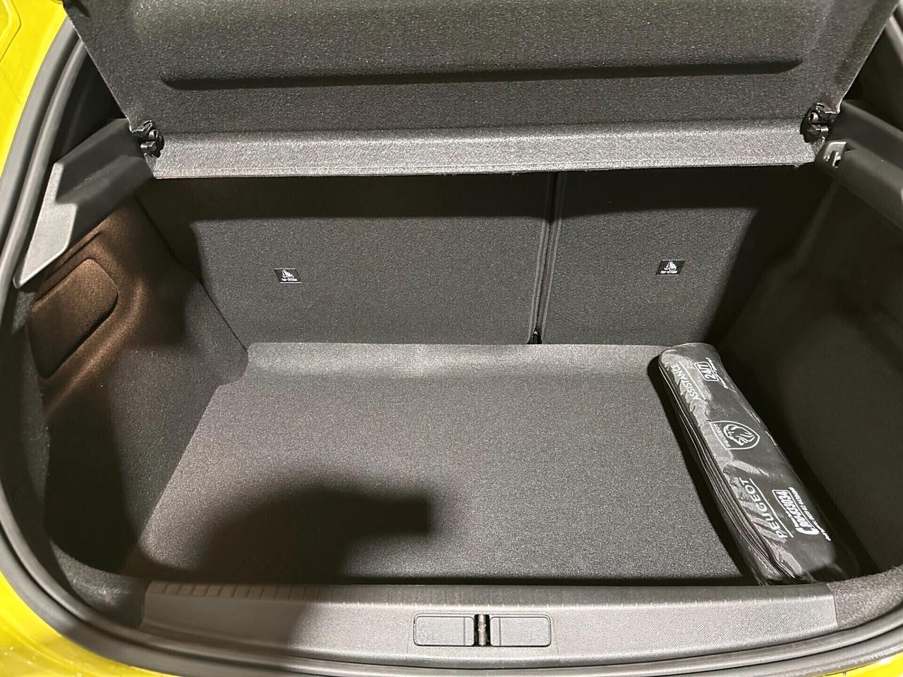 Peugeot 208 Hybrid e-DCS6 Style KM0 PREZZO REALE