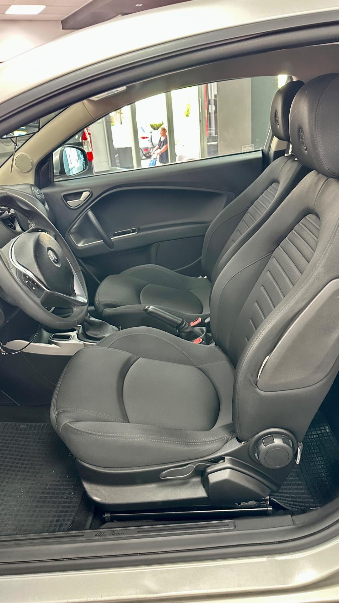 Alfa Romeo MiTo 1.4 78 CV 8V S&S Urban