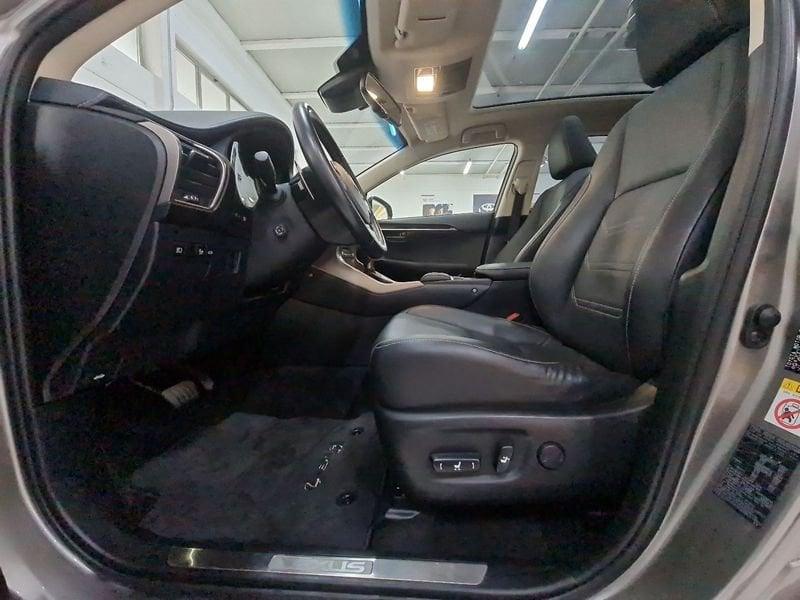Lexus NX NX Hybrid 4WD Luxury