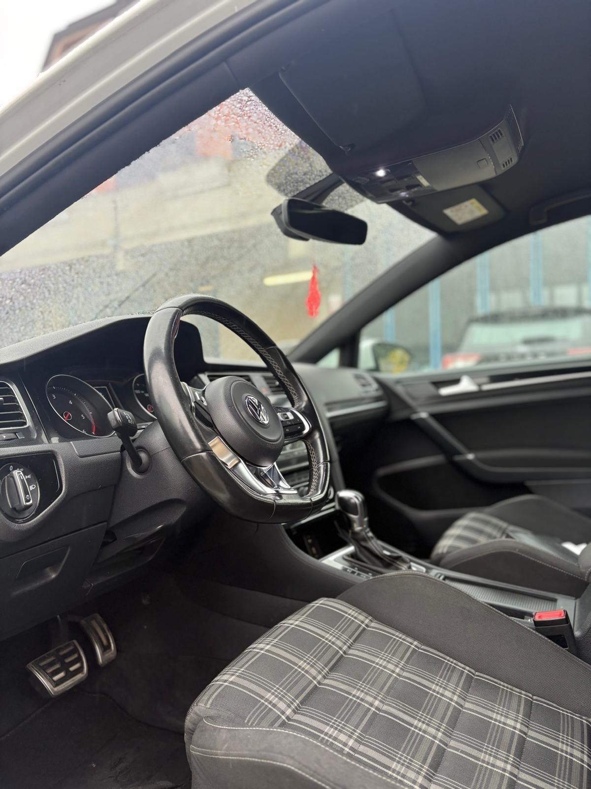 Volkswagen Golf GTD 2.0 TDI DSG 5p. BlueMotion Technology