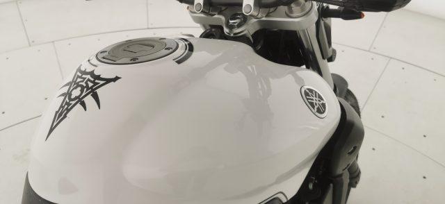 YAMAHA MT-03 MT-03